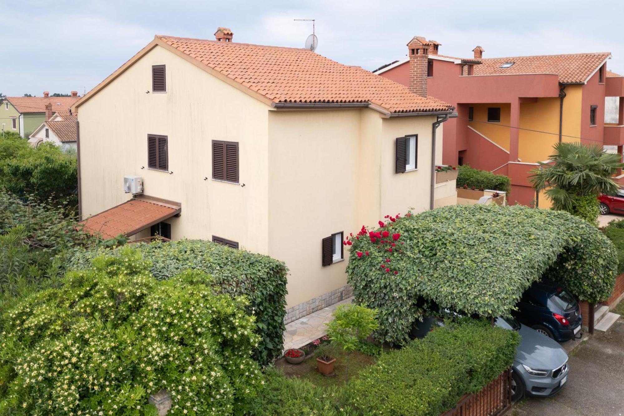 Apartments Mirella Novigrad  Luaran gambar