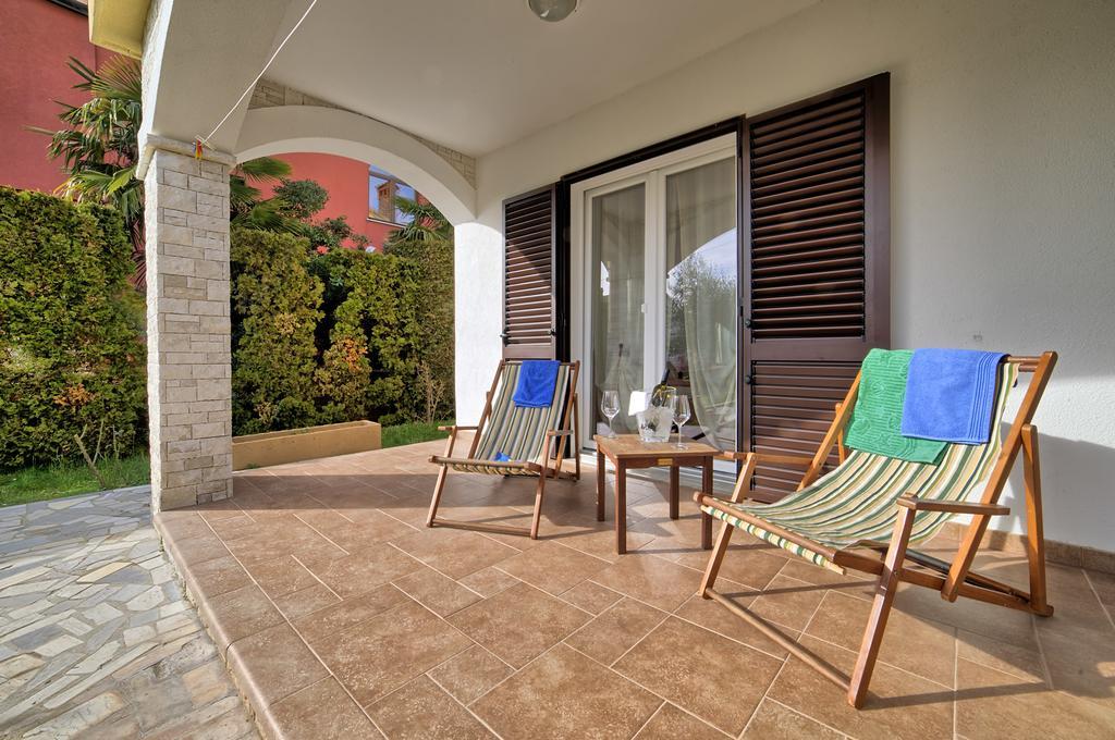 Apartments Mirella Novigrad  Luaran gambar